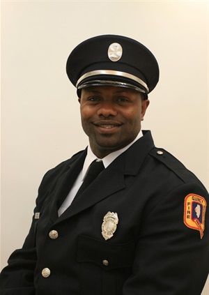Lt. Demond Dade 2017 Ldrshp Award.jpg
