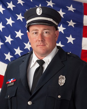 Lt. Stephen Wiewel 2024 Ldrshp Award.jpg